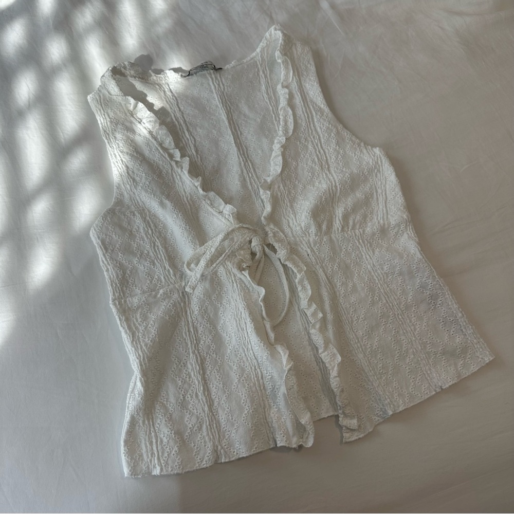 Kimchi Blue White Tie-Front Tank Top